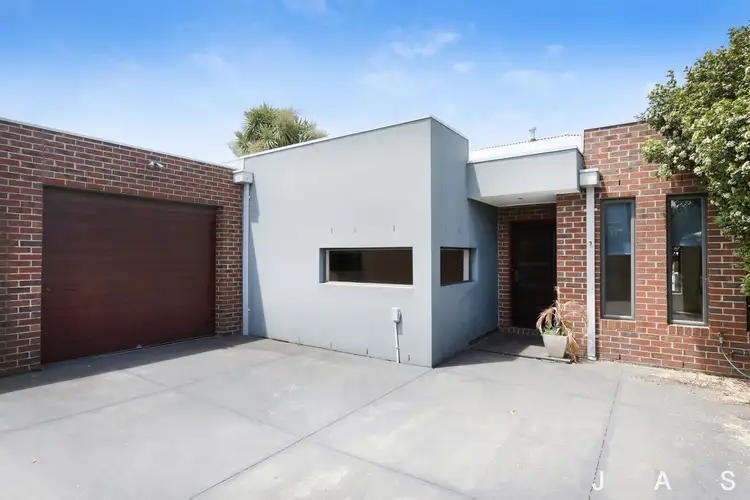 3/24 Laurie Street, Newport VIC 3015