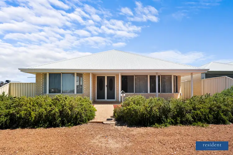 8 Ada Lane, Lakelands WA 6180