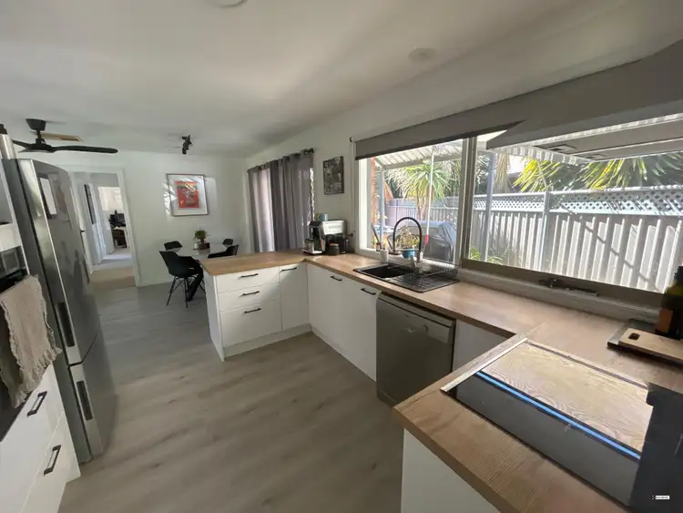 Second view of Homely house listing, 5 Coventry Court, Wodonga VIC 3690