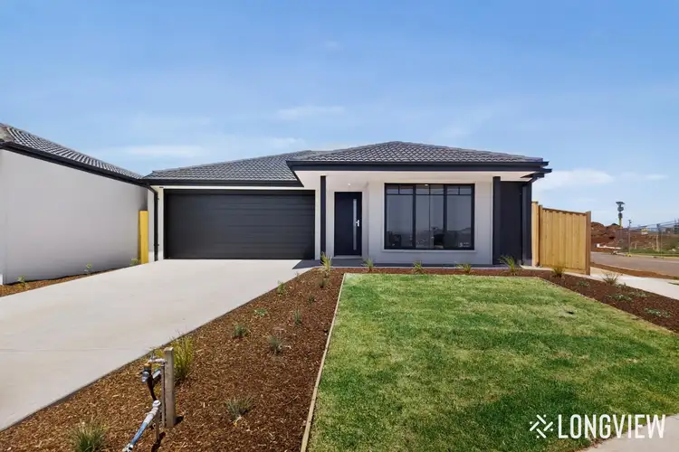 17 Newcastle Road, Rockbank VIC 3335