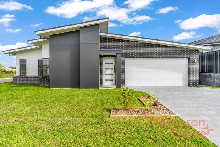 30 Trevallyn Avenue, Lochinvar NSW 2321