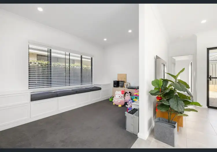 Fifth view of Homely house listing, 25 Fringed Way, Piara Waters WA 6112