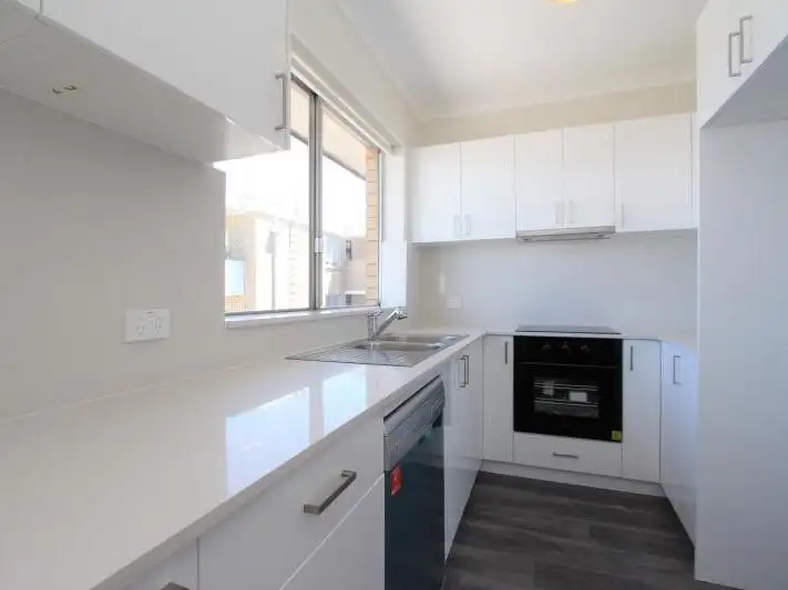 Third view of Homely apartment listing, 6/4 Oceanview Avenue, Vaucluse NSW 2030