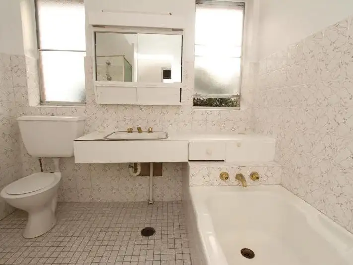 Fifth view of Homely apartment listing, 6/4 Oceanview Avenue, Vaucluse NSW 2030