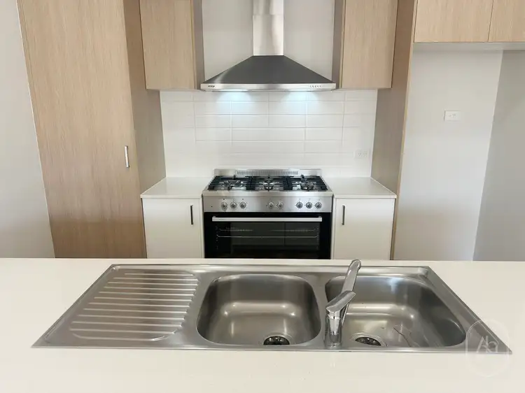 Fourth view of Homely house listing, 33 Rice Flower Crescent, Strathtulloh VIC 3338