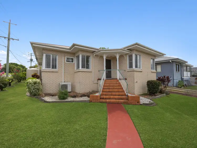 25 Walkers Ln, Booval QLD 4304