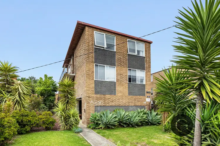 12/657 Barkly Street, Footscray VIC 3011