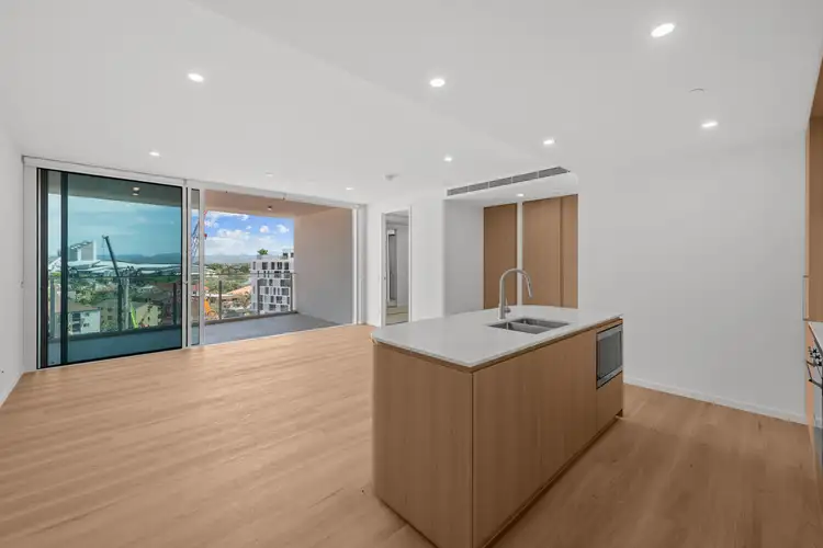 405/4 Rosewood Ave, Broadbeach QLD 4218