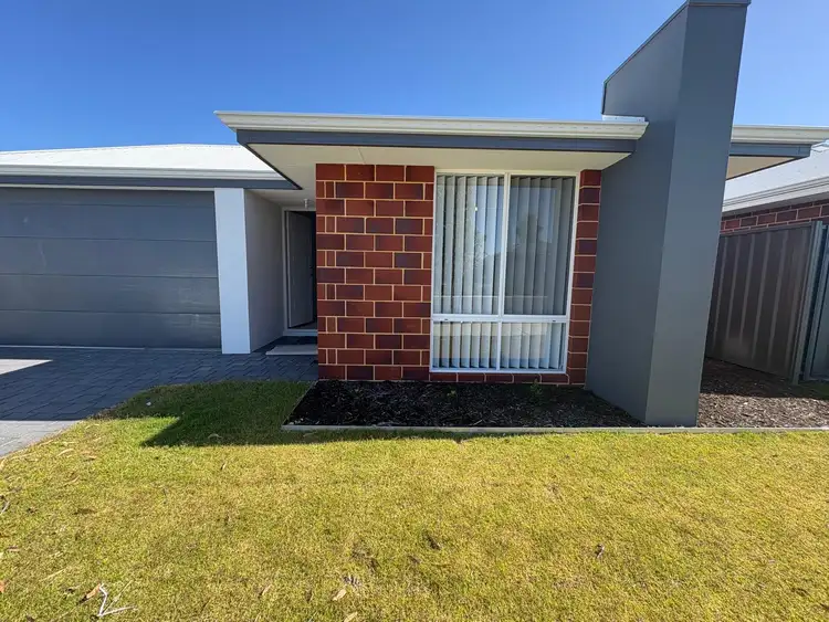 43 Alverstone Bvd, Lakelands WA 6180