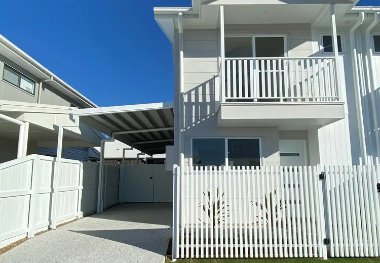 145 Tyndall Cct, Banya QLD 4551