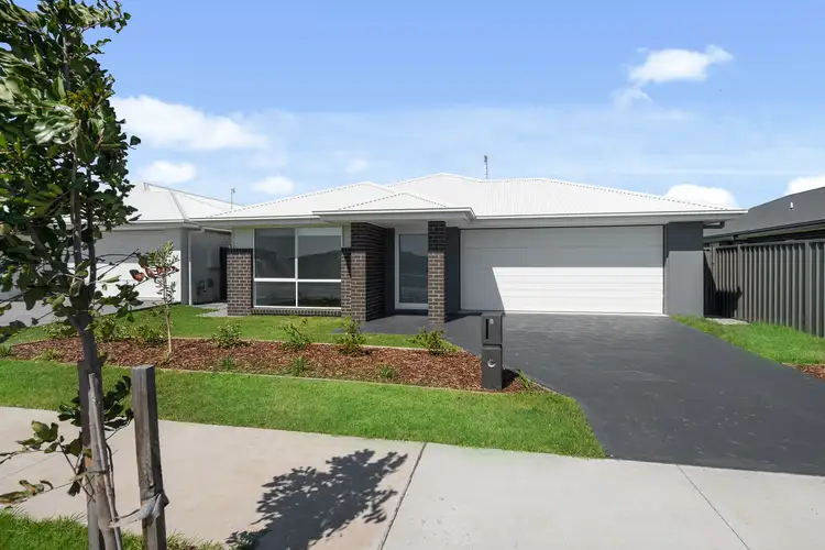 8 Marlowe Ave, Anambah NSW 2320