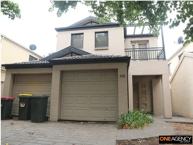 221B Gould Road, Eagle Vale NSW 2558