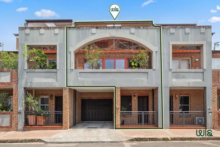 64 Railway Street, Cooks Hill NSW 2300