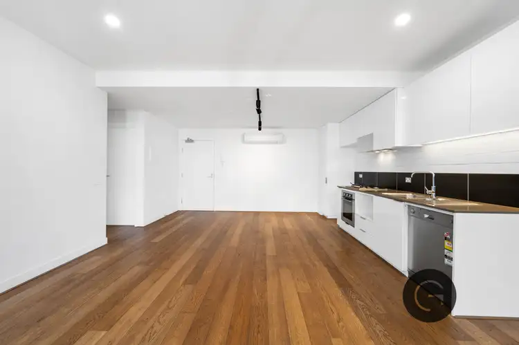 H102/12 Trenerry Crescent, Abbotsford VIC 3067