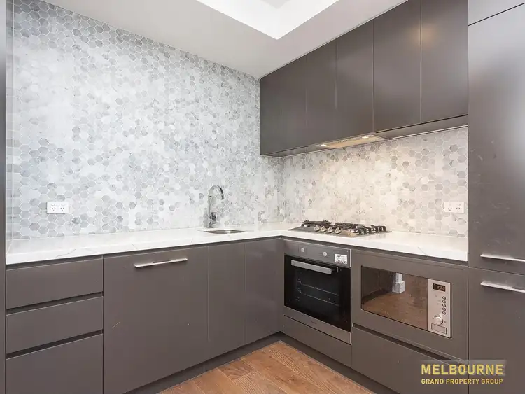 1621/850 Whitehorse Rd