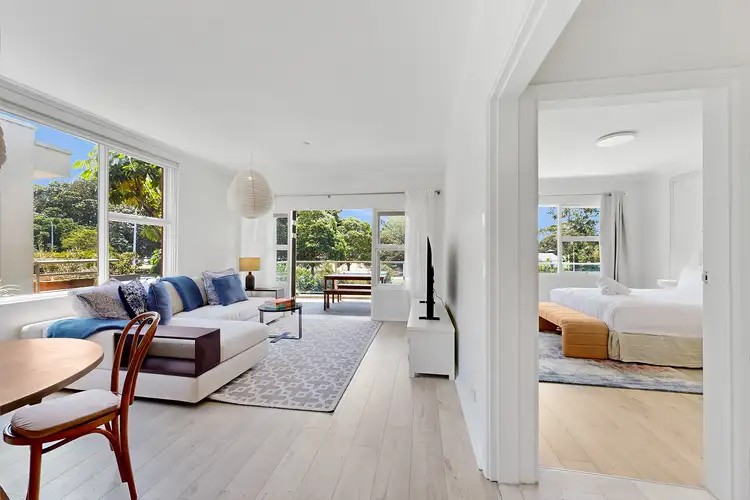 1/697 New South Head Road