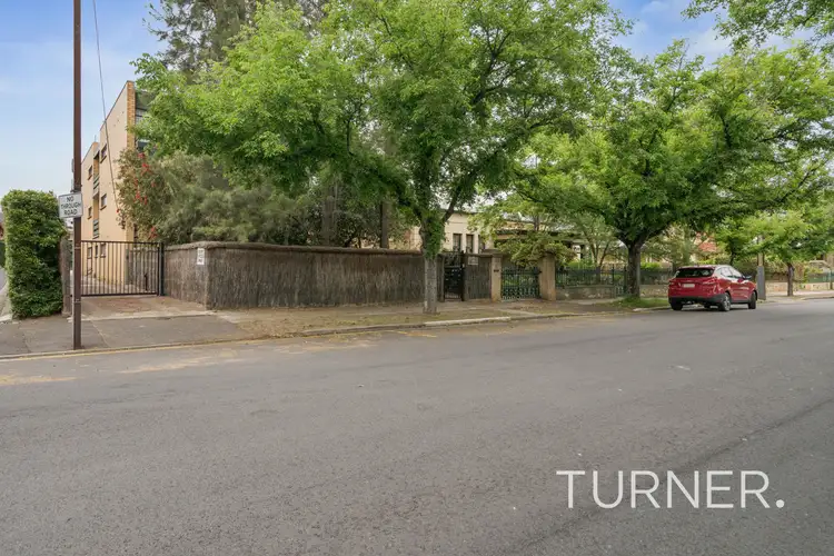 10/97-99 Buxton Street