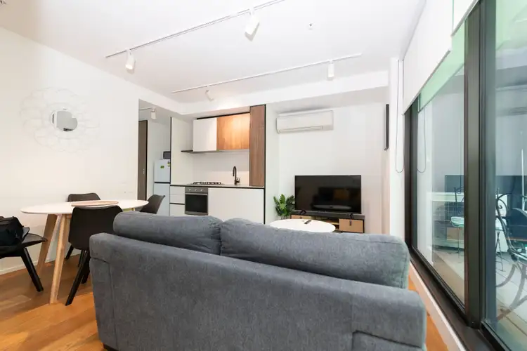 214/121 Rosslyn  street