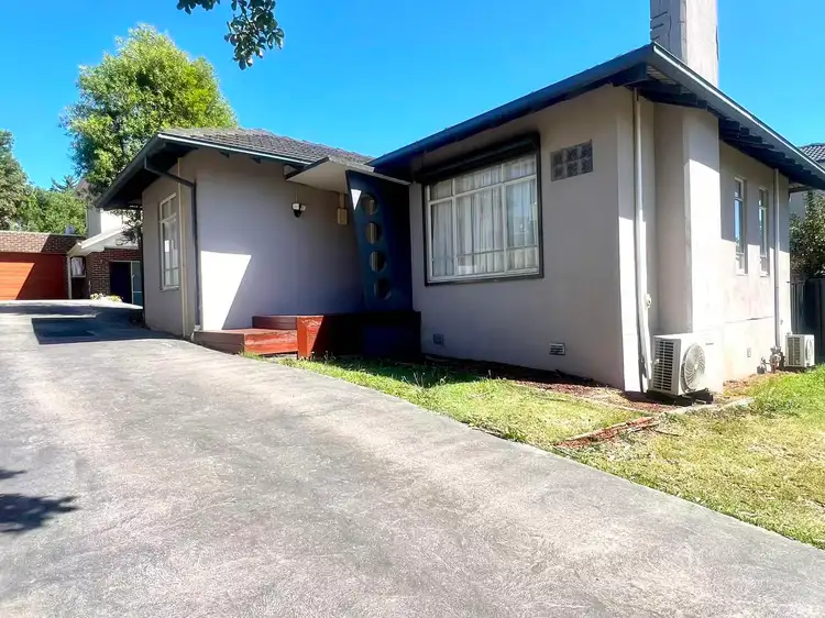 1/32 Railway Parade South