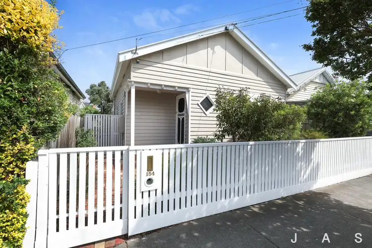 154 Chirnside Street