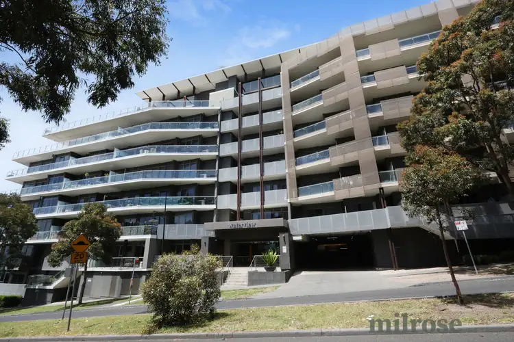 G01/60 Edgewater Boulevard