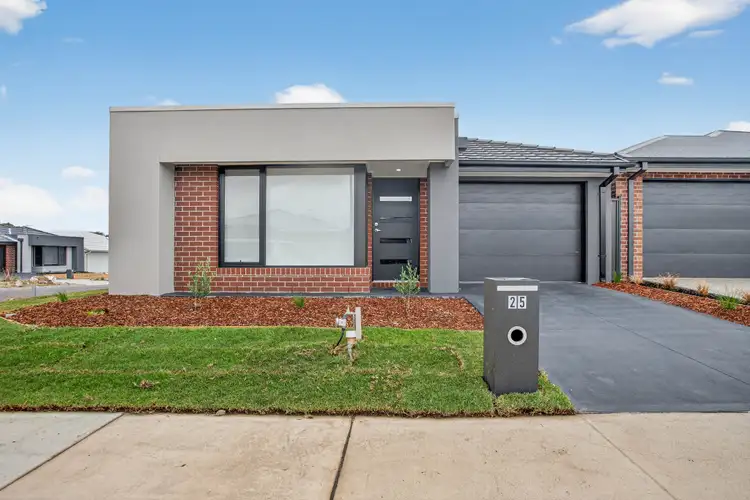 25 Runnel Street, Sunbury VIC 3429