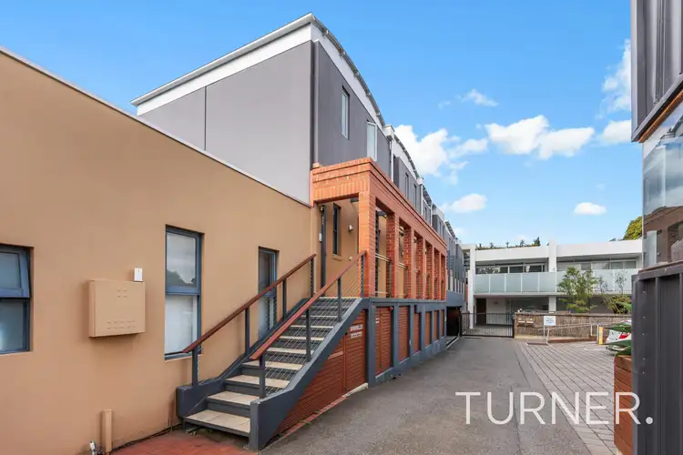 3/211 Melbourne Street