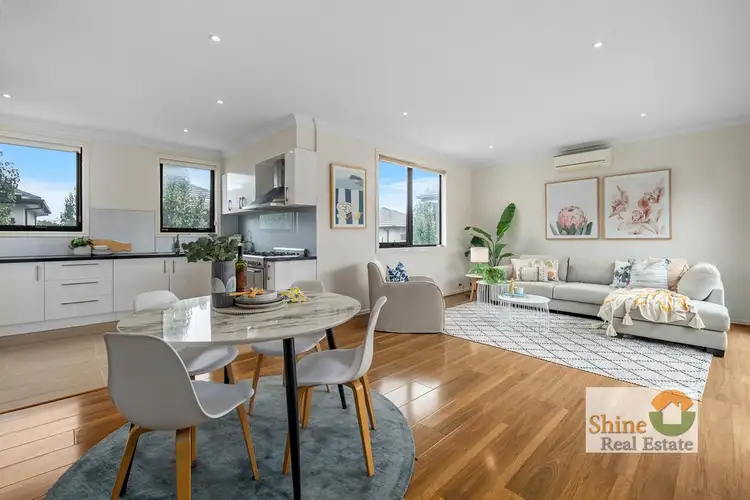 3/10 Daphne Street