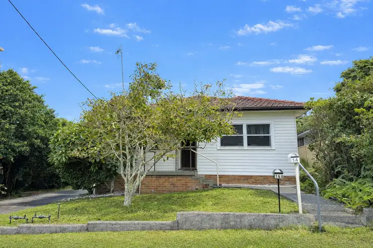 14 Moore St
