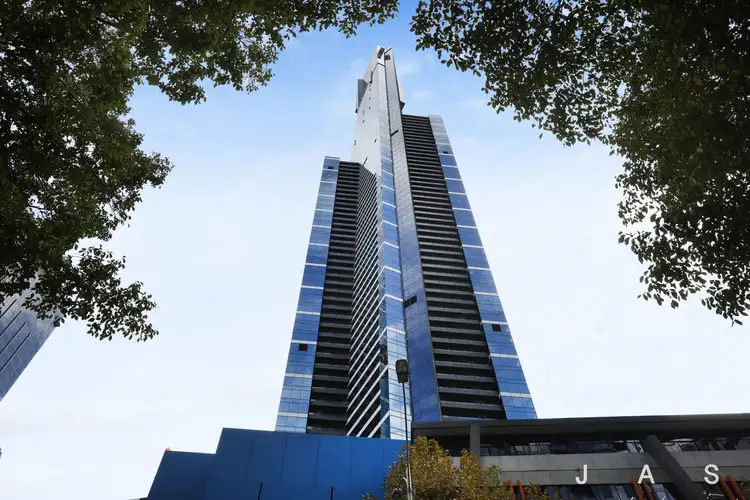 4301/7 Riverside Quay