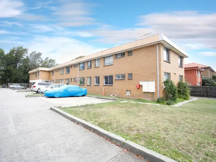 8/18 Eldridge Street