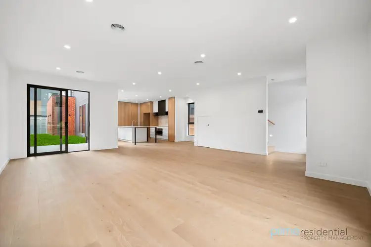 16 Stenter Road
