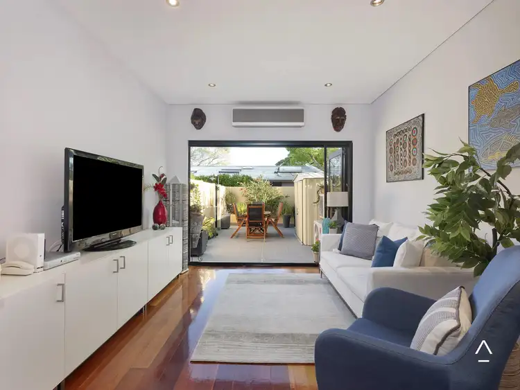2/126 Beattie Street