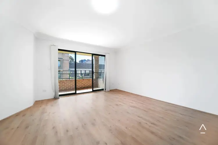 19/39 Dangar Place
