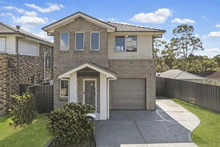17 Satinash Drive