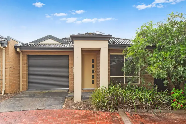 19/64 Potts Road