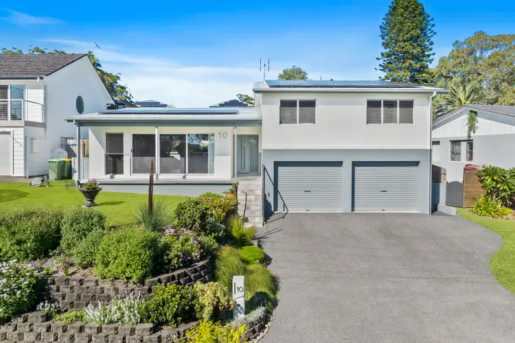 10 Merindah Avenue