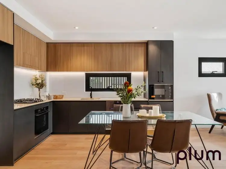 203/46 Warren Street