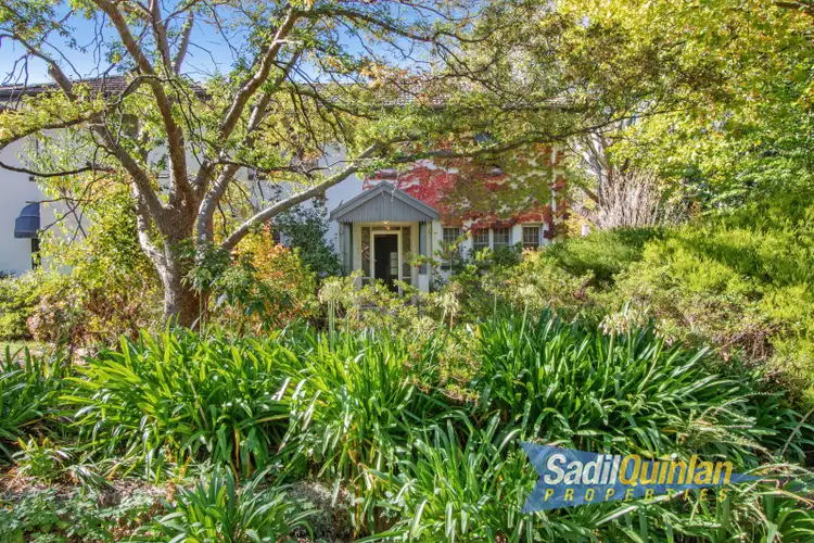 44 Booroondara St
