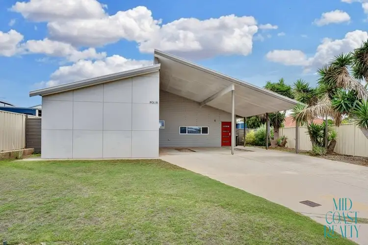 4 Curtin Grove