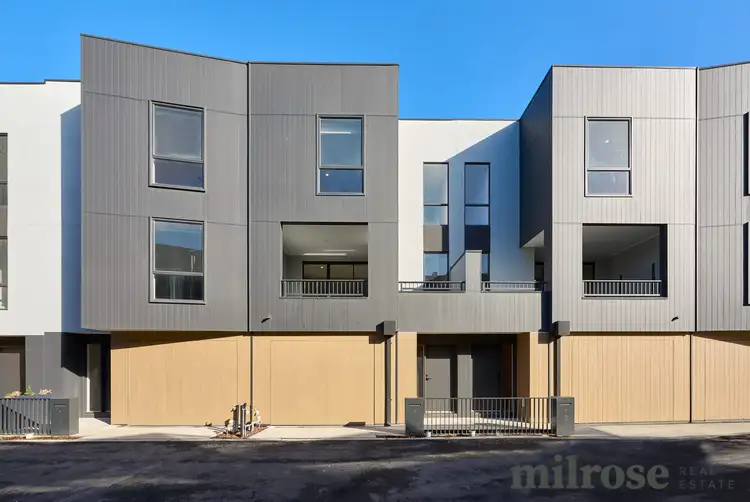 5 Fleece Road