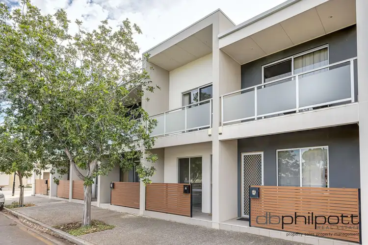 4B Riverside Street