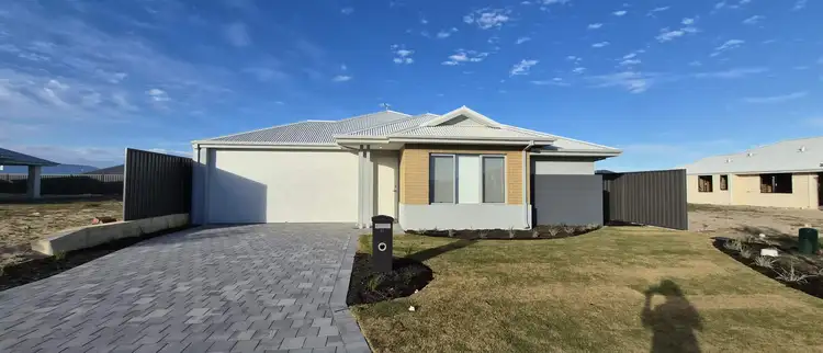 19 Pomorie Rd