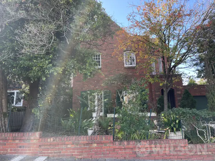 8 Chaddesley Avenue