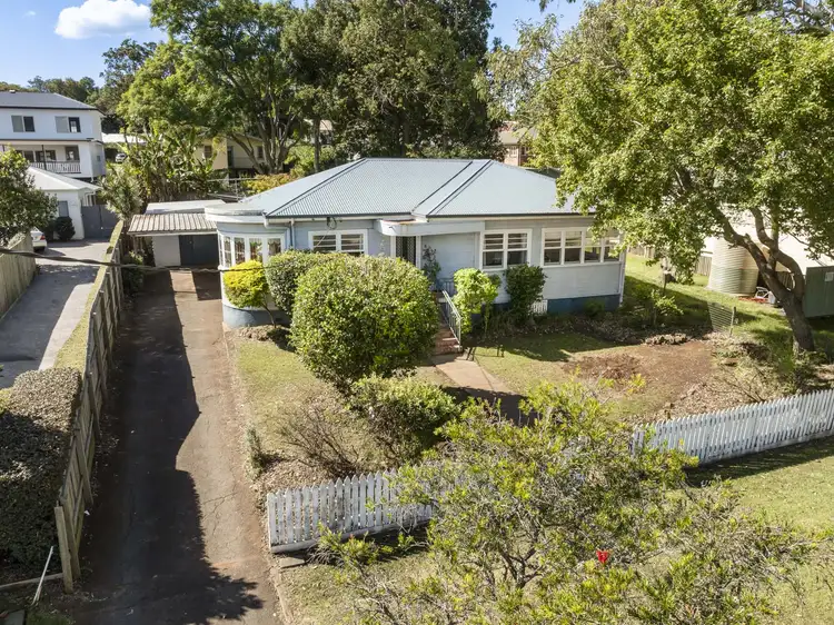 25 Geoffrey Street