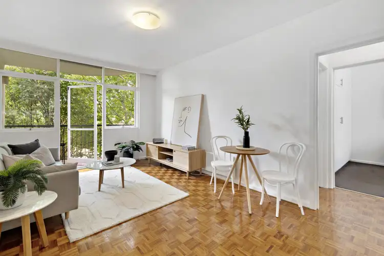 9/350 Dandenong Road