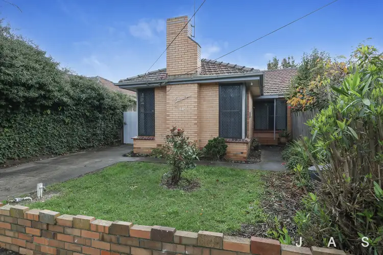 34A Cathcart Street