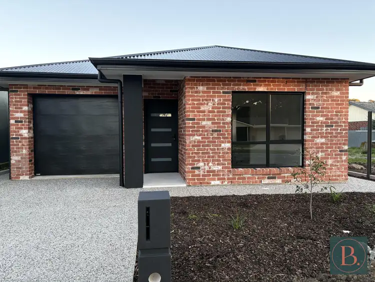 87a Heysen Avenue