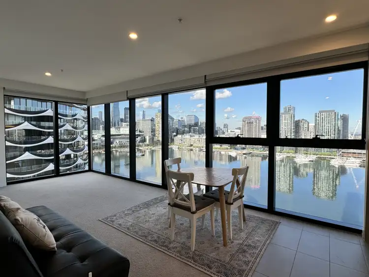 1713/8 Pearl River Road