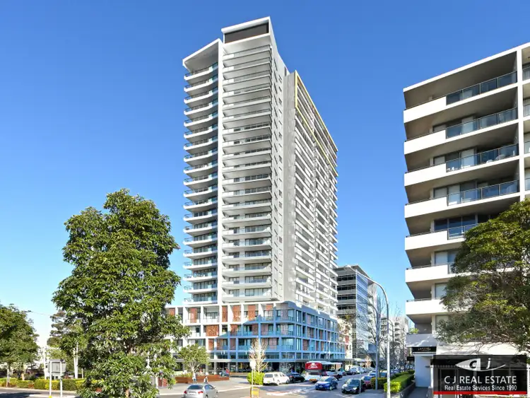707/7 Rider Boulevard